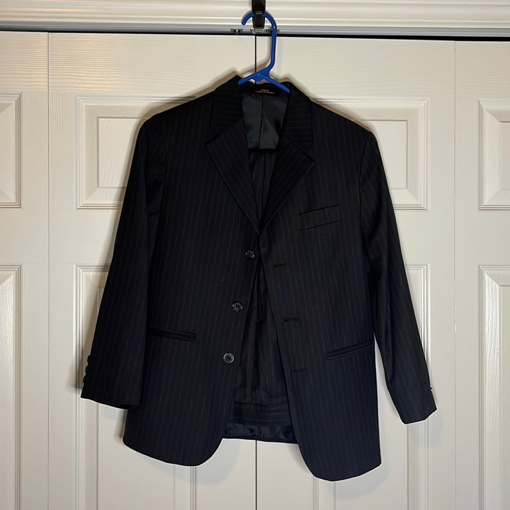 Boys size 12 pinstripe suit; Charcoal Grey Van Heusen; Excellent like-new cond.